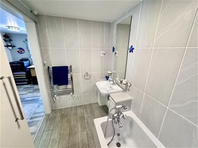 Picture 19